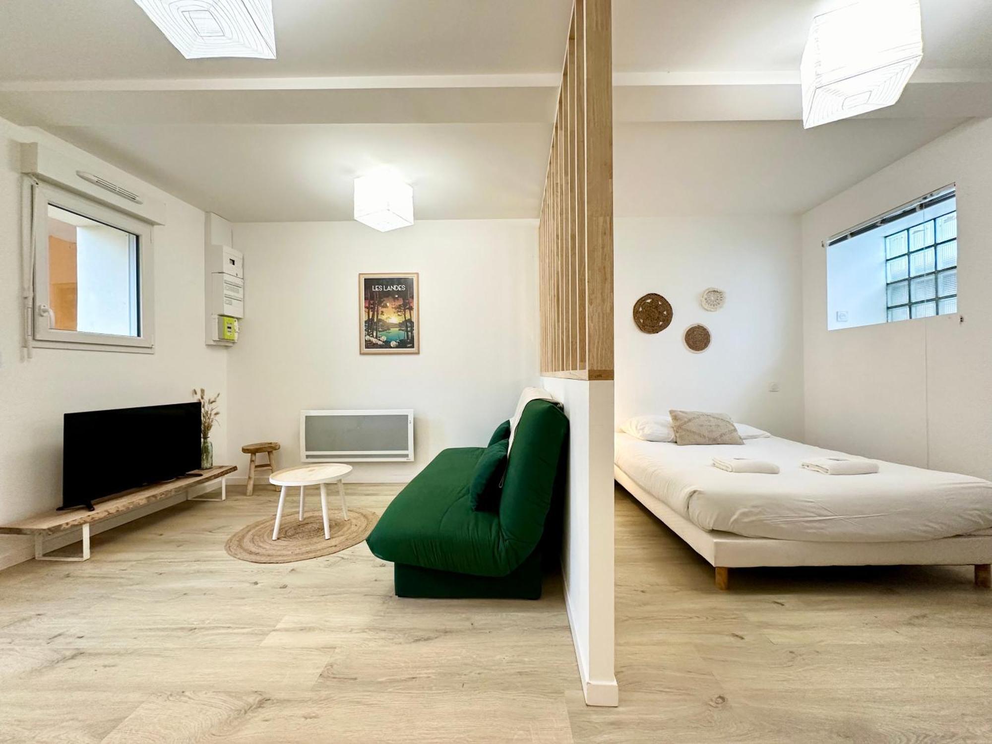 Appartement Les Forgerons Bis - Calme à Mont-de-Marsan Extérieur photo